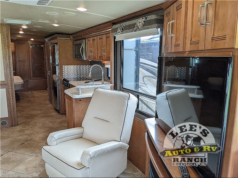 2017 Winnebago Forza 36G RV for Sale in Ellington, CT 06029 12214