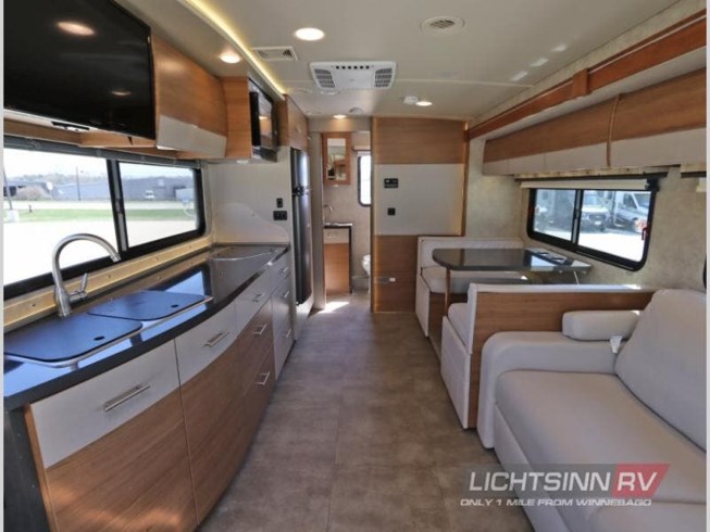 2016 Winnebago View 24M - Used Class C For Sale by Lichtsinn RV in Forest City, Iowa