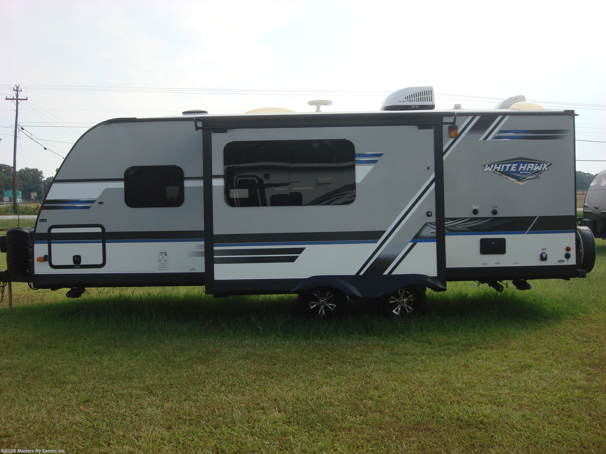 2018 Jayco White Hawk 23MRB - Used Travel Trailer For Sale by Masters RV Centre, Inc. in Greenwood, South Carolina features TV, Oven, Outside Kitchen, Shower, Slideout