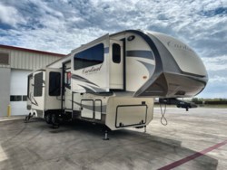 2015 Forest River Cardinal 3825F