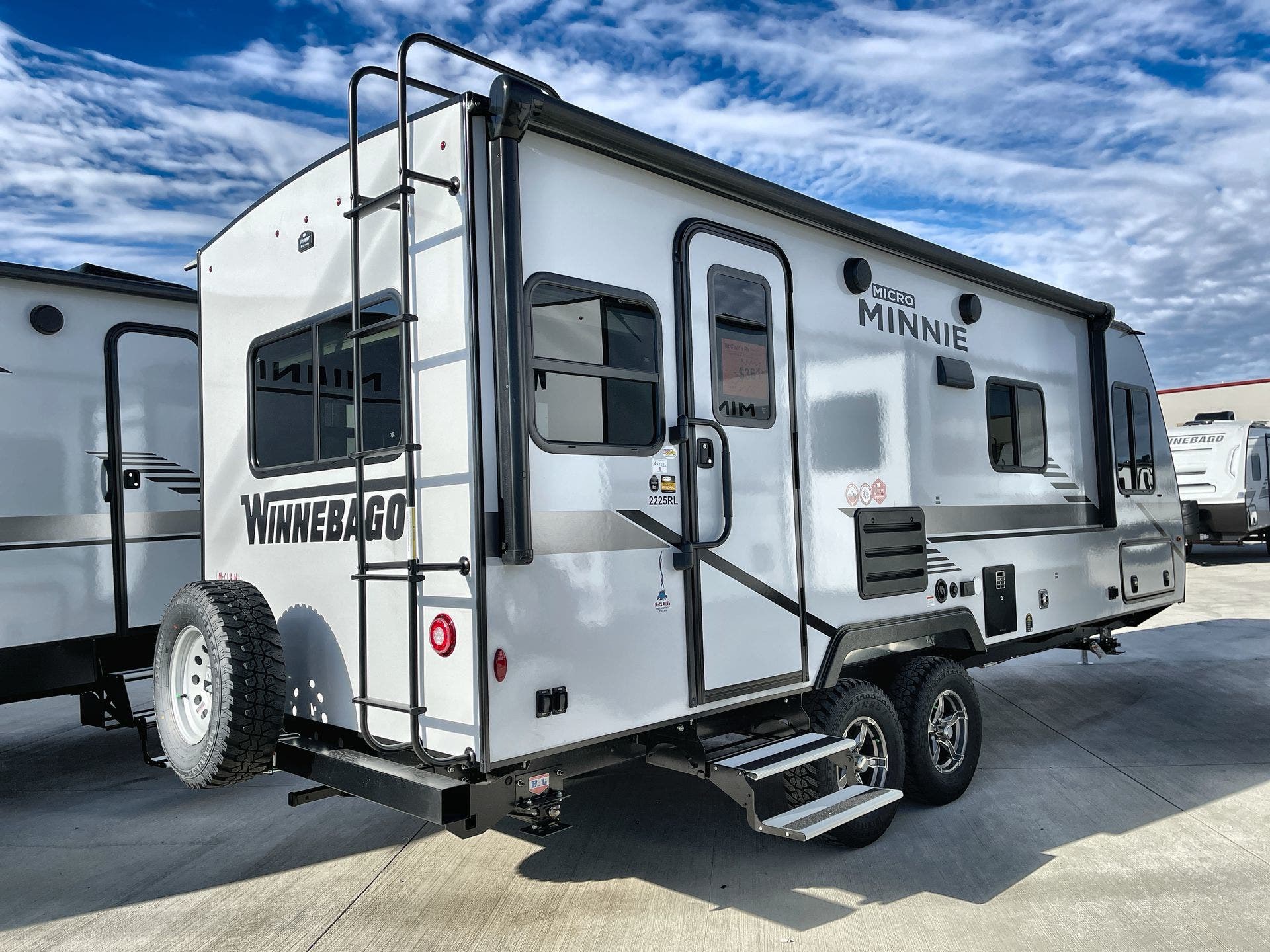 2022 Winnebago Micro Minnie 2225RL RV for Sale in Corinth, TX 76210 | 97210  | RVUSA.com Classifieds