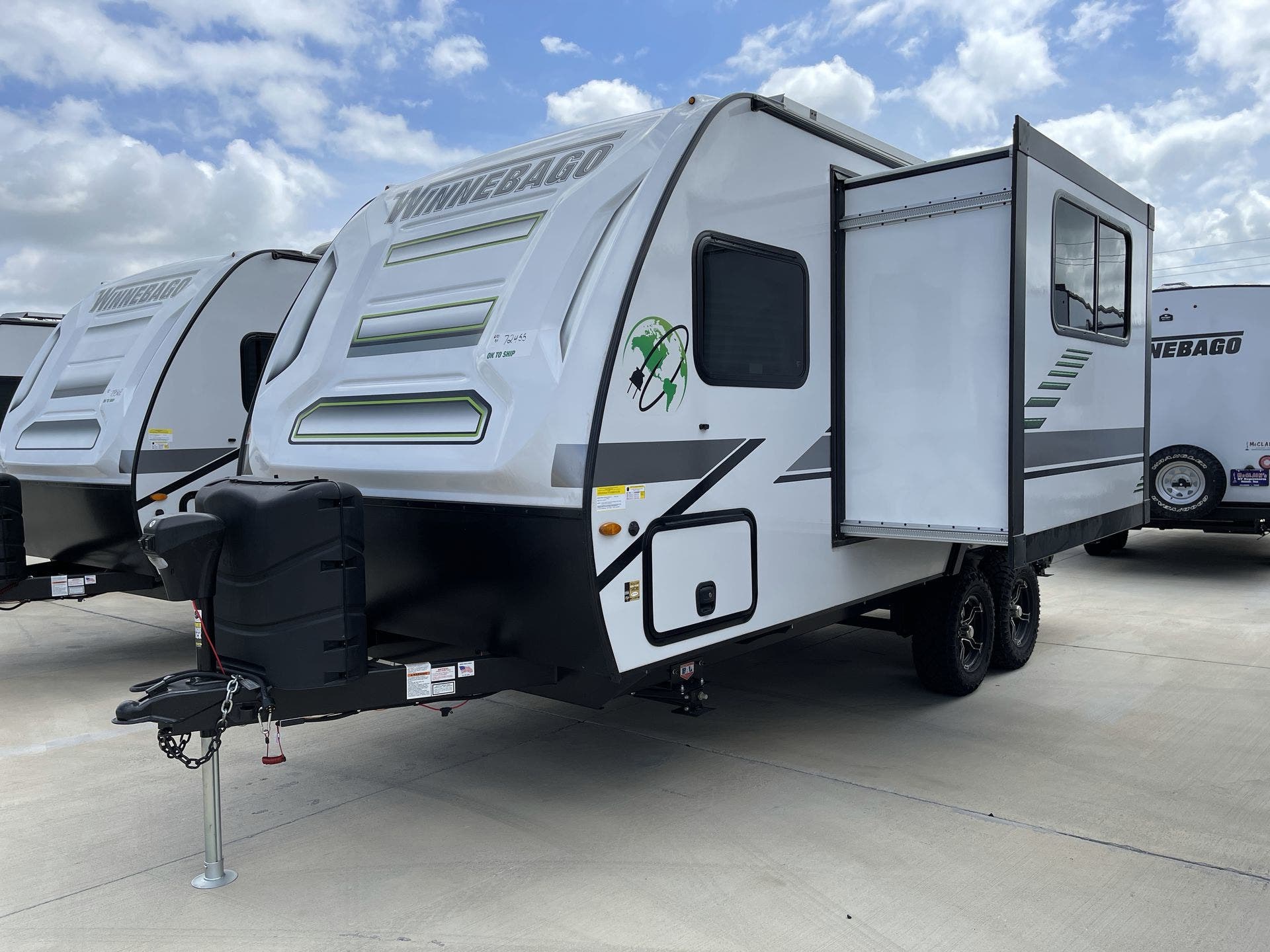 2022 Winnebago Micro Minnie FLX 2100BH RV for Sale in Sanger, TX 76266 ...