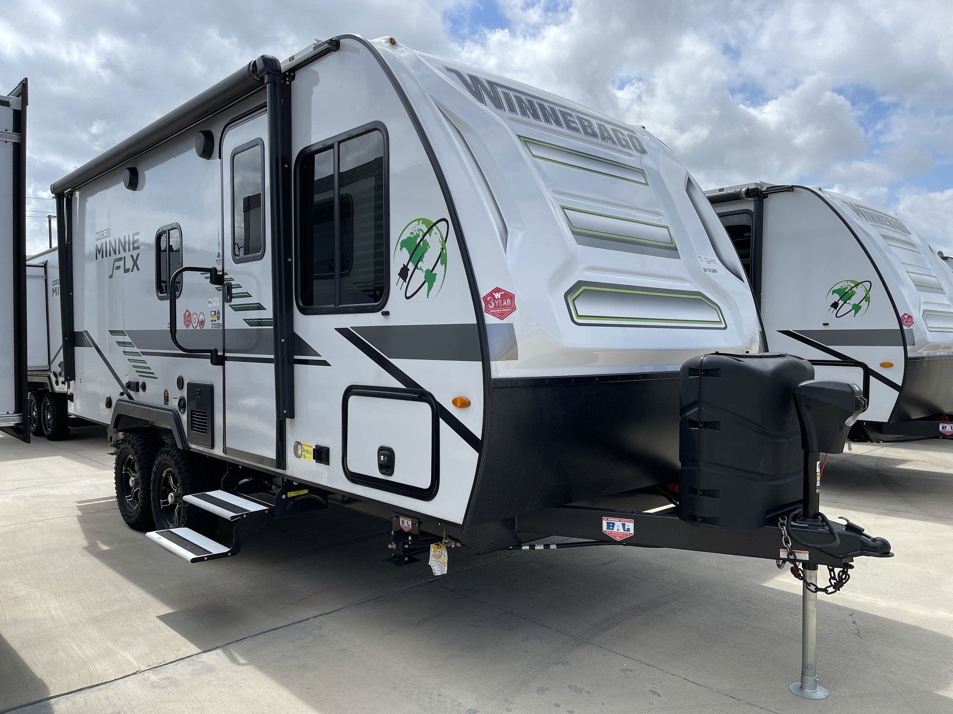 2022 Winnebago Micro Minnie FLX 2100BH RV for Sale in Sanger, TX 76266 ...