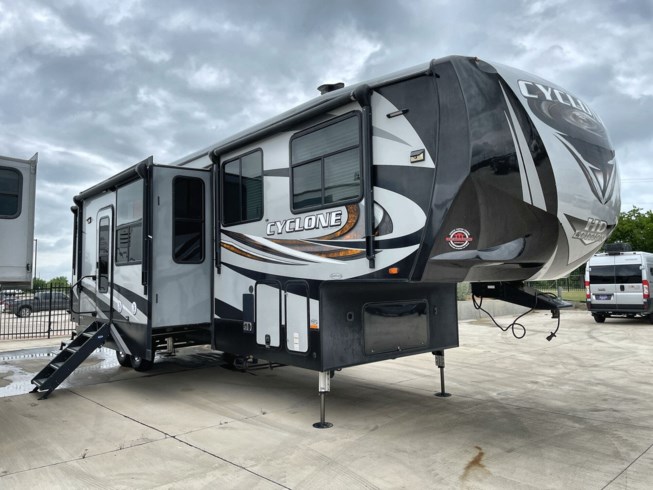 Used 2018 Heartland Cyclone 3600 available in Sanger, Texas