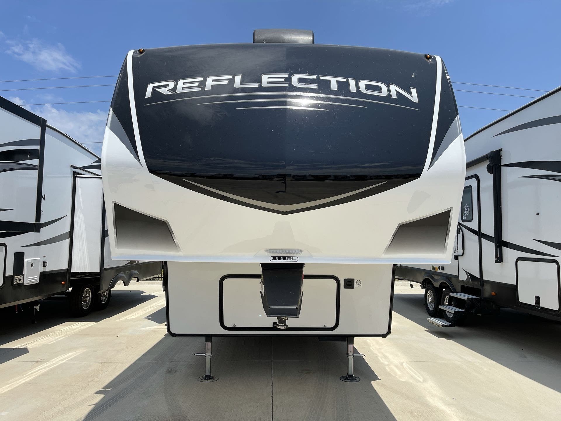 2023 Grand Design Reflection 150 295RL RV for Sale in Sanger, TX 76266