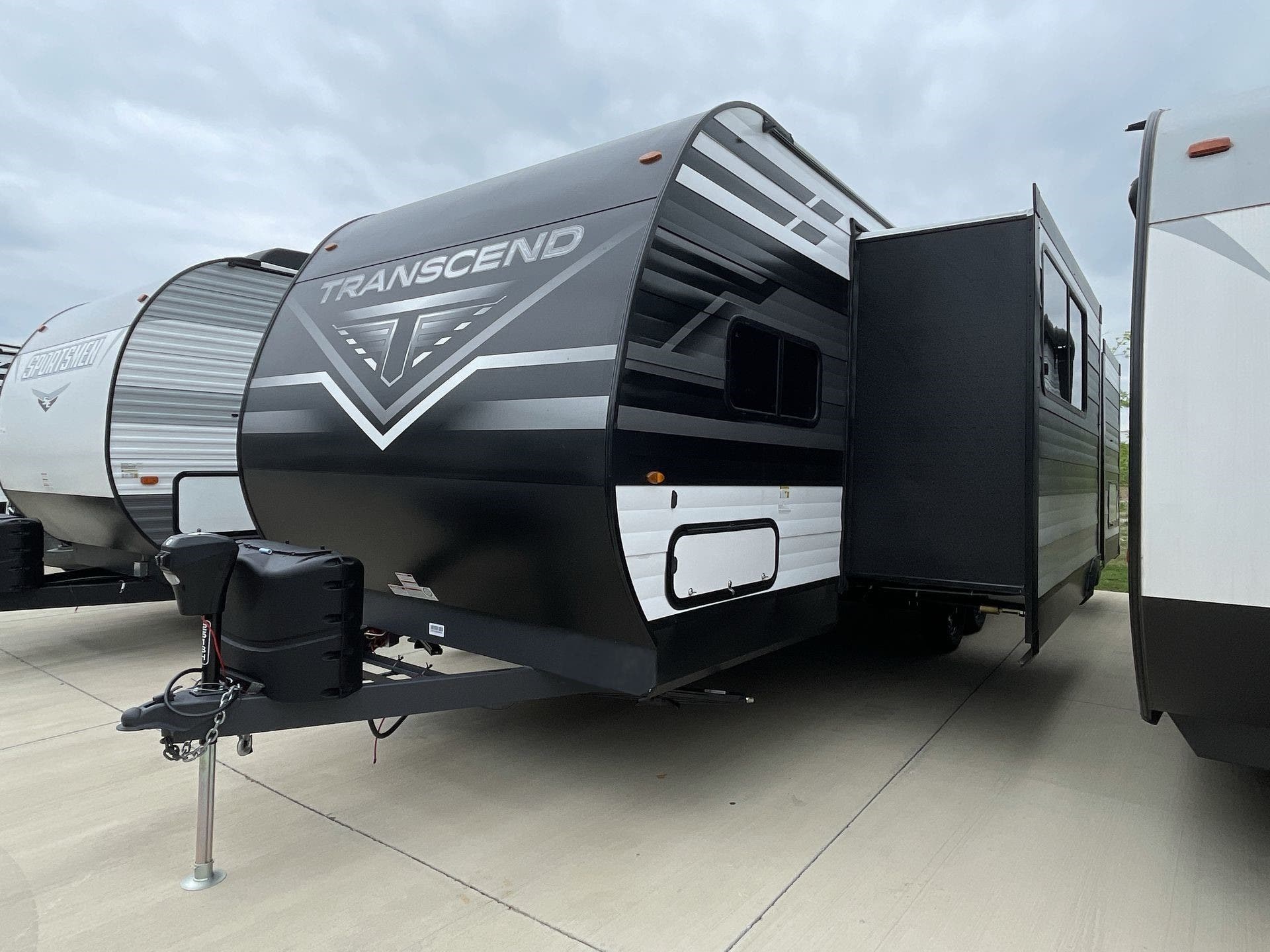 2023 Grand Design Transcend Xplor 251BH RV for Sale in Sanger, TX 76266