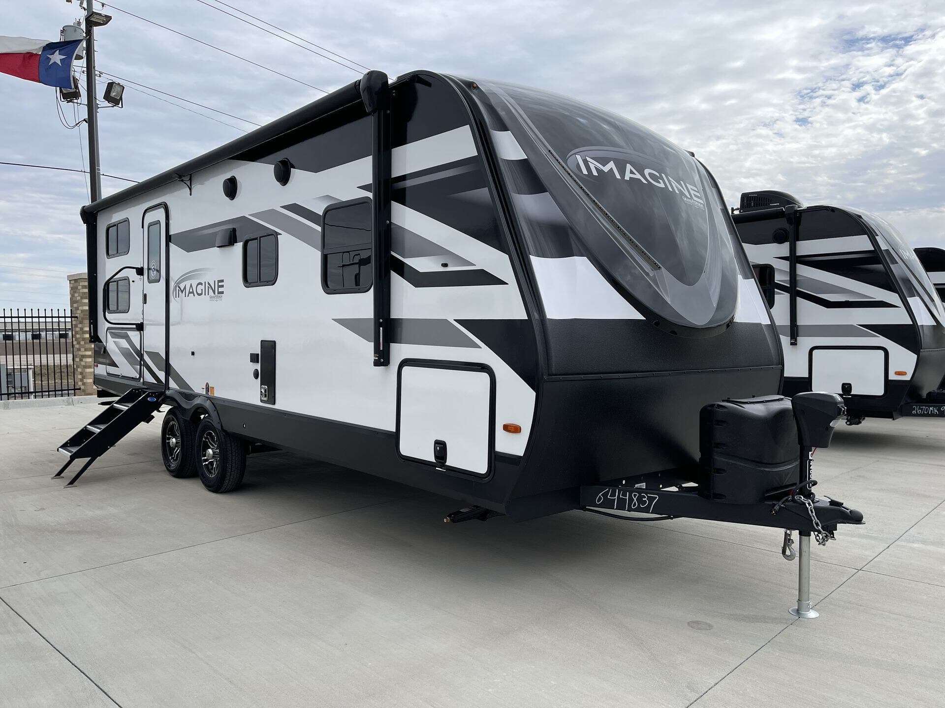 2023 Grand Design Imagine 2400BH RV for Sale in Sanger, TX 76266 ...