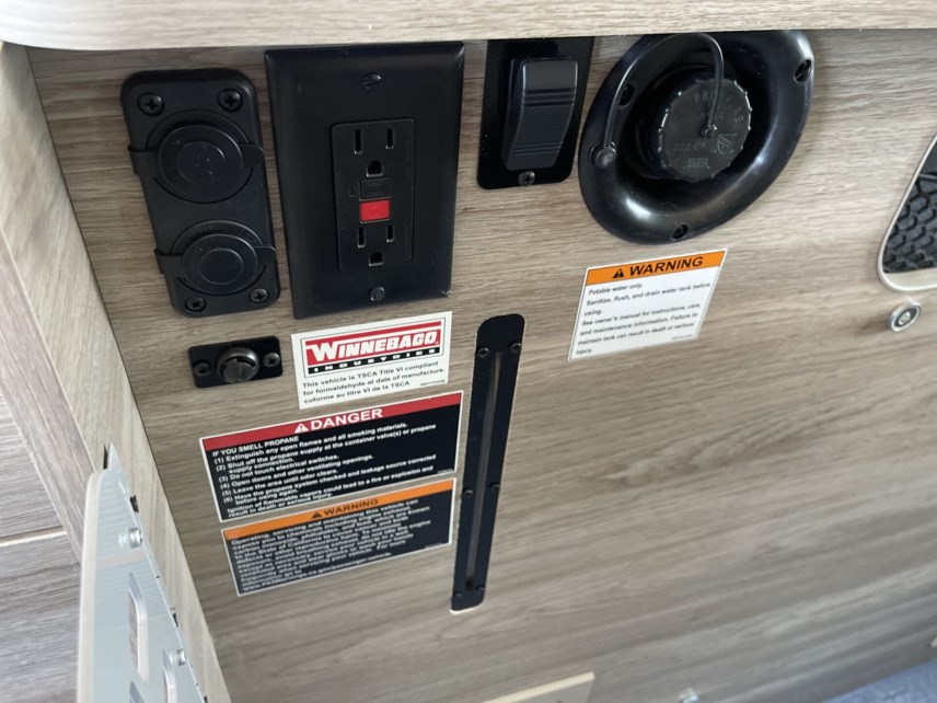 2024 Winnebago Solis Pocket 36A