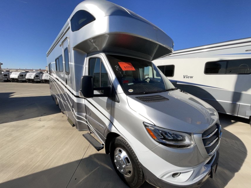 2024 Winnebago Navion 24V