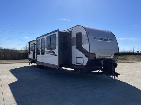 &lt;p class=&quot;MsoNormal&quot;&gt;The Sportsmen 363FL is an excellent choice for anyone who is looking for an RV that makes camping easy! KZ has gone all out in designing a family friendly RV that provides amazing amenities to make you feel right at home!&lt;/p&gt;
&lt;p class=&quot;MsoNormal&quot;&gt;The first thing you will notice upon entering the Sportsmen 363FL is the awesome patio sliding doors. This detail adds a touch of home that will make you want to settle in and stay a while. The copious amount of natural light in this floorplan will have you wanting to just sit and read a book on the either the sofa or in one of the comfy lounge chairs! If you don&amp;rsquo;t feel like reading then you will be able to enjoy the flatscreen TV built in to the entertainment center.&lt;/p&gt;
&lt;p class=&quot;MsoNormal&quot;&gt;In the kitchen, you will experience the ease of cooking on the road with the 3-burner stove top with oven below, the large refrigerator, the microwave with turntable, and the double bowled acrylic sink. However, the beauty lies in the solid wood frames Mortise and Tenon glazed cabinet doors and the decorative kitchen backsplash. Behind these doors, you will find plenty of space in the cabinets and pantry to store all of the essentials. In addition, the Sportsmen provides a freestanding table and chairs for gathering at dinner time.&lt;/p&gt;
&lt;p class=&quot;MsoNormal&quot;&gt;Even the bathroom comes with special features like the shower and the mirrored medicine cabinet. You may also enjoy the flexible hose shower head and skylight.&lt;/p&gt;
&lt;p class=&quot;MsoNormal&quot;&gt;You can expect a good night&#39;s sleep! The bedroom features a king-sized mattress with a reversible quilted comforter, and a padded headboard. You&amp;rsquo;ll rest easy knowing you have lots of storage in the wardrobe, dresser, and washer and dryer prepped closet.&lt;/p&gt;
&lt;p class=&quot;MsoNormal&quot;&gt;But the fun doesn&#39;t stop indoors! Outside, the Sportsmen is bursting with features like the, pass-through storage area, the awning with drip rails and spouts and a power front jack. The Sportsmen is built to last with standard features like the enclosed underbelly, the 1-piece seamless roof with SuperFlex roofing material, and the diamond plate rock guard.&lt;/p&gt;
&lt;p class=&quot;MsoNormal&quot;&gt;The Sportsmen 363FL packs an incredible value into an affordable travel trailer. Come check out these awesome features and see how easy camping can be!&lt;/p&gt;