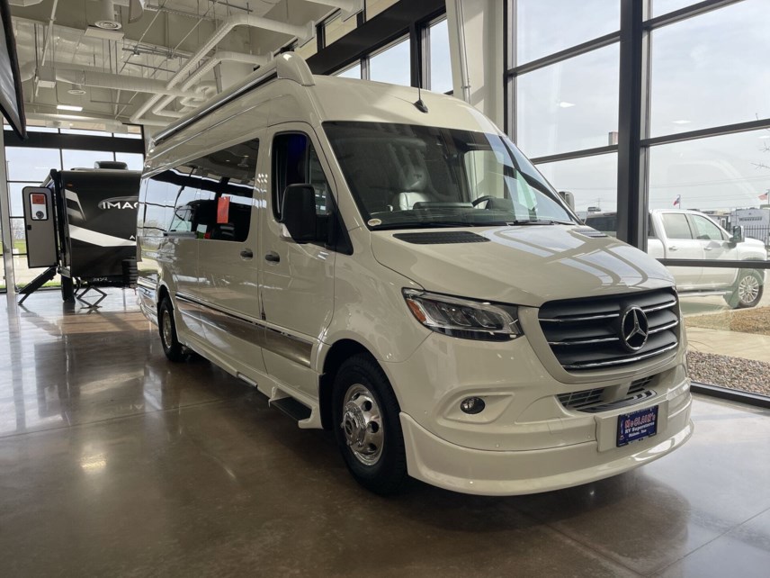 2025 Grech RV Strada TOUR-ION