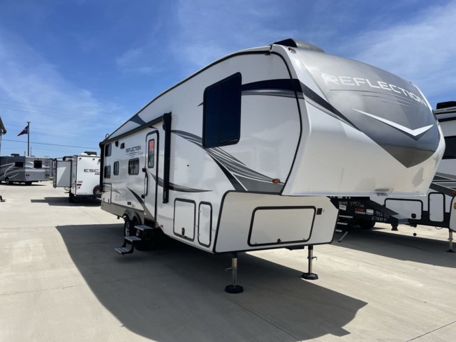 Used 2023 Grand Design Reflection 150 278BH available in Sanger, Texas