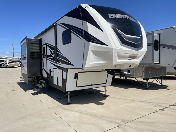 Used 2020 Dutchmen Endurance 3586 available in Sanger, Texas