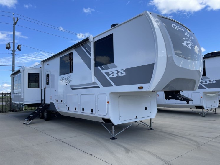 New 2025 Highland Ridge Open Range 3X 372MBH available in Sanger, Texas