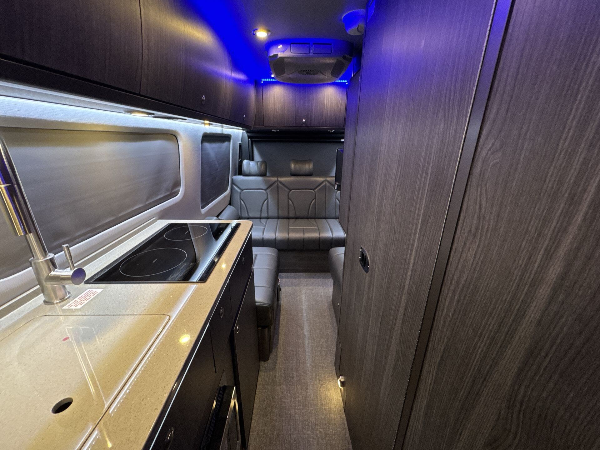2025 Mercedes Benz Sprinter 3500 photo 6