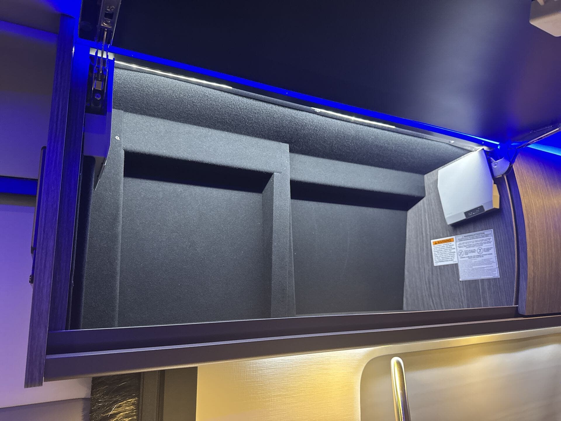 2025 Mercedes Benz Sprinter 3500 photo 15