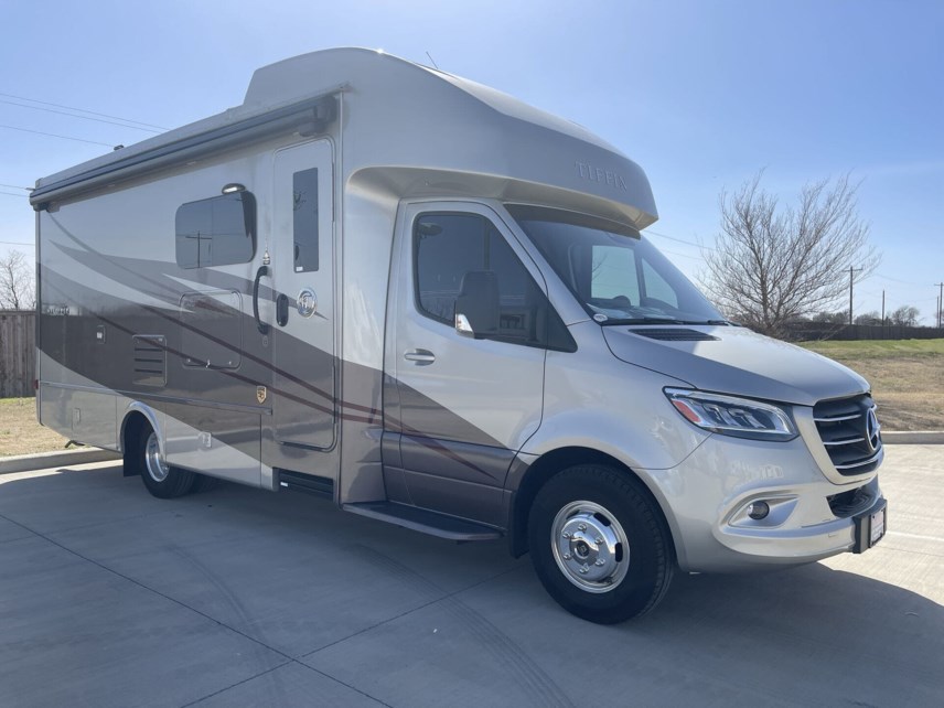 Used 2023 Tiffin Wayfarer 25RW available in Sanger, Texas
