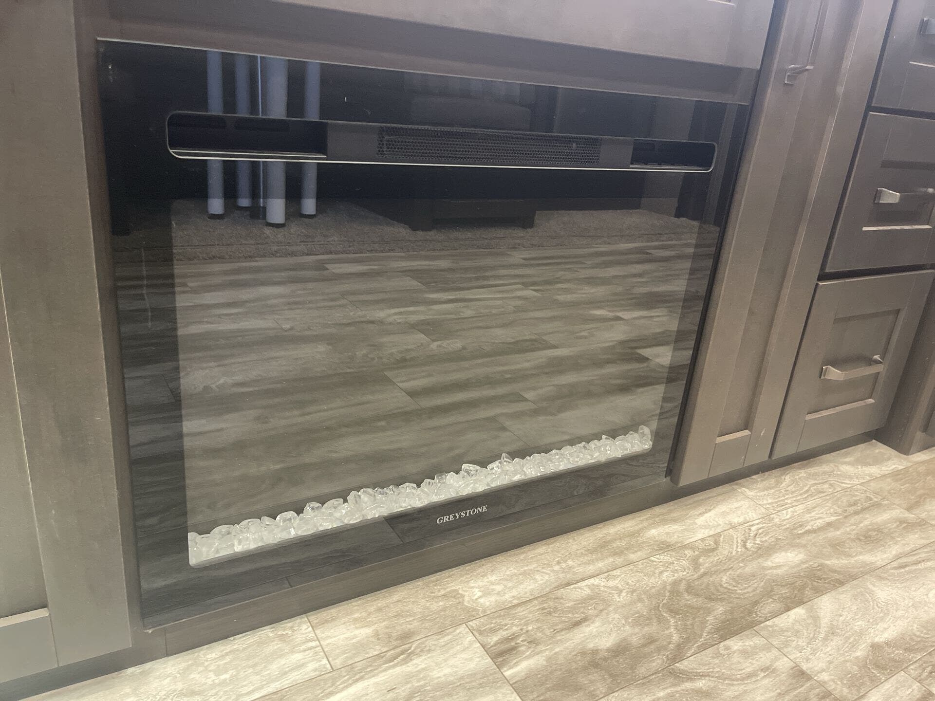 2022 Grand Design Recreational Reflection Narrow Body photo 10
