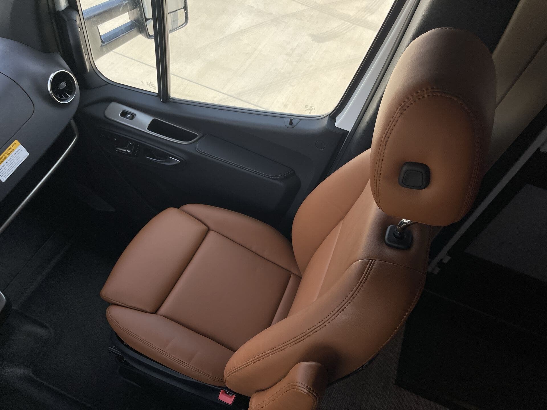 2024 Mercedes Benz Sprinter 3500 photo 25
