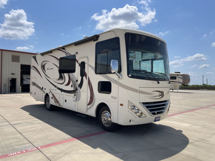 Used 2017 Thor HURRICANE 29M available in Sanger, Texas