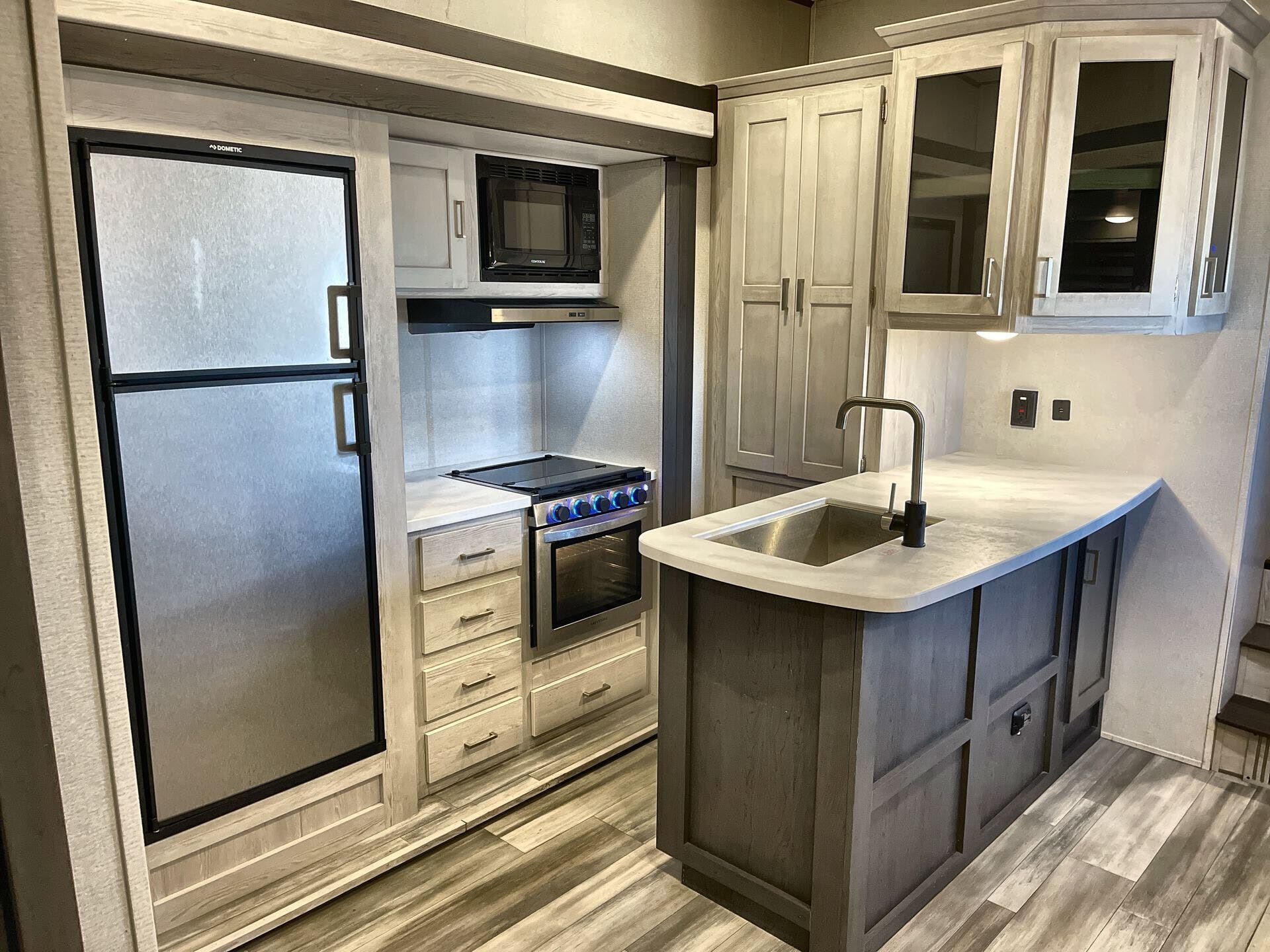 Used 2022 Keystone Sprinter 32BH available in Sanger, Texas