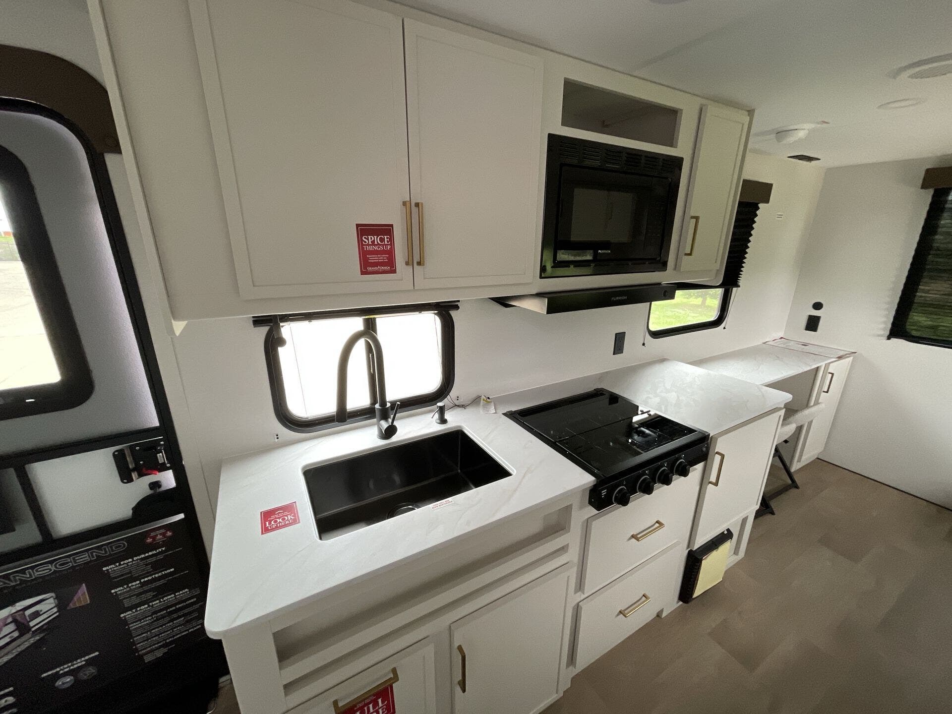 2026 Grand Design Transcend Xplor 21RLX - New Travel Trailer For Sale by McClain's Longhorn RV in Sanger, Texas