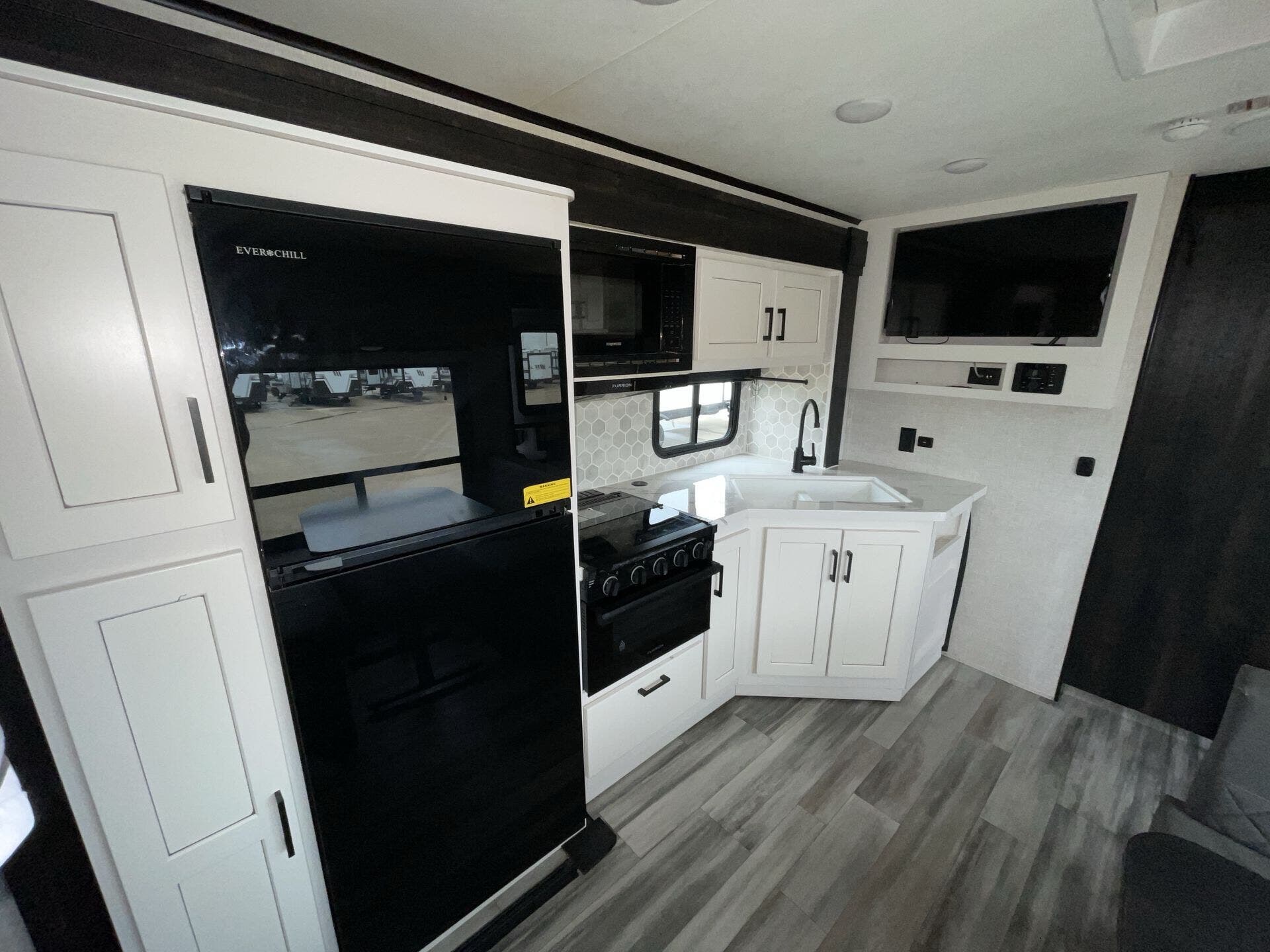 2024 JAYFEATHER 22BH by Jayco from McClain's Longhorn RV in Sanger, Texas