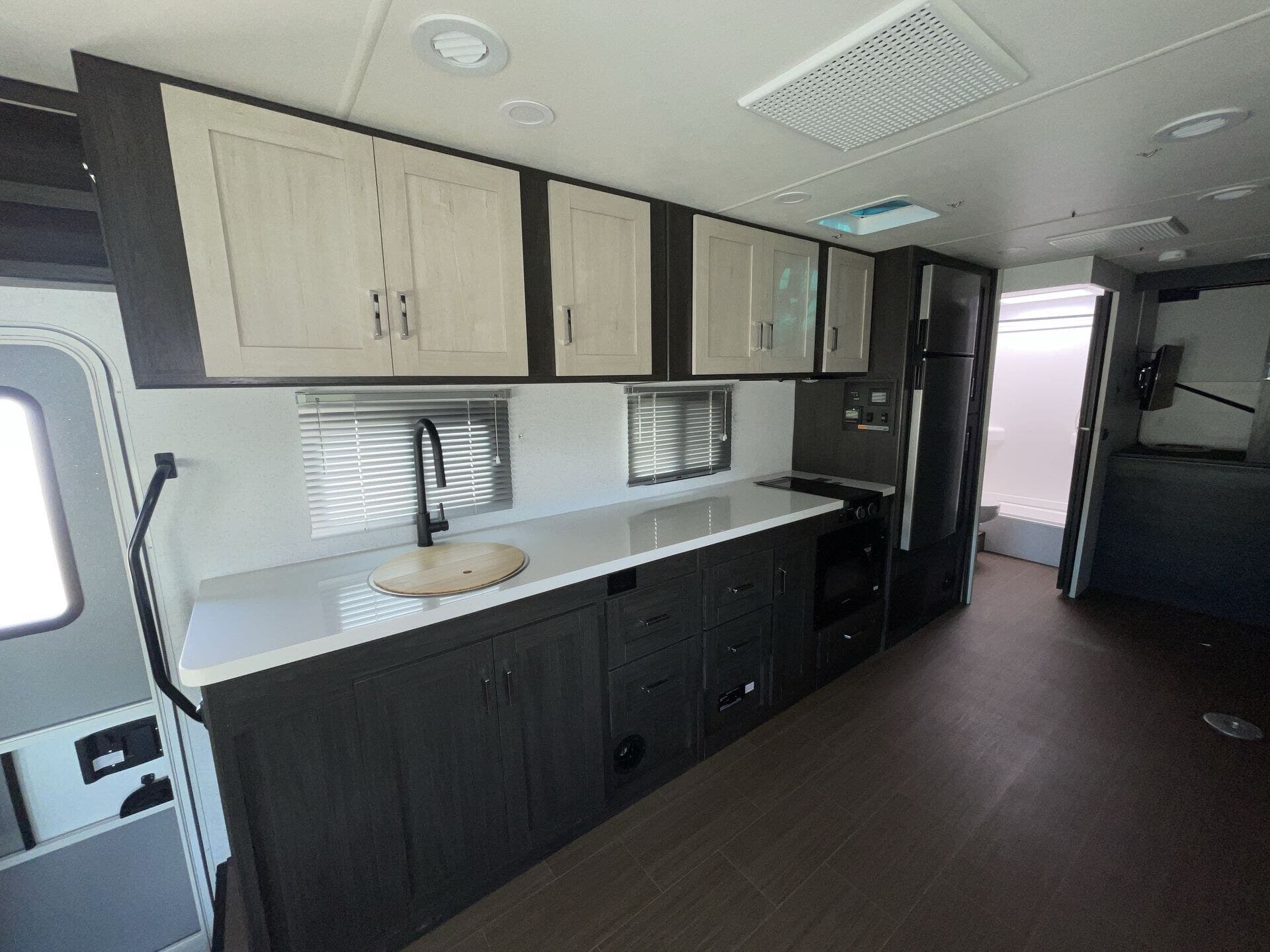 2027 Sunflyer 28MB by Winnebago from McClain's Longhorn RV in Sanger, Texas