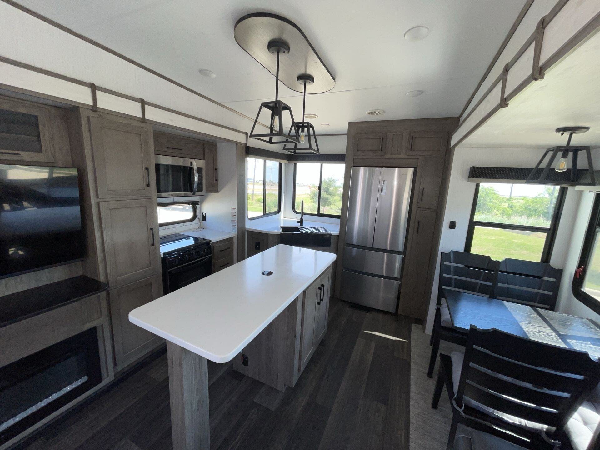 2022 ElkRidge 32RK by Heartland from McClain's Longhorn RV in Sanger, Texas