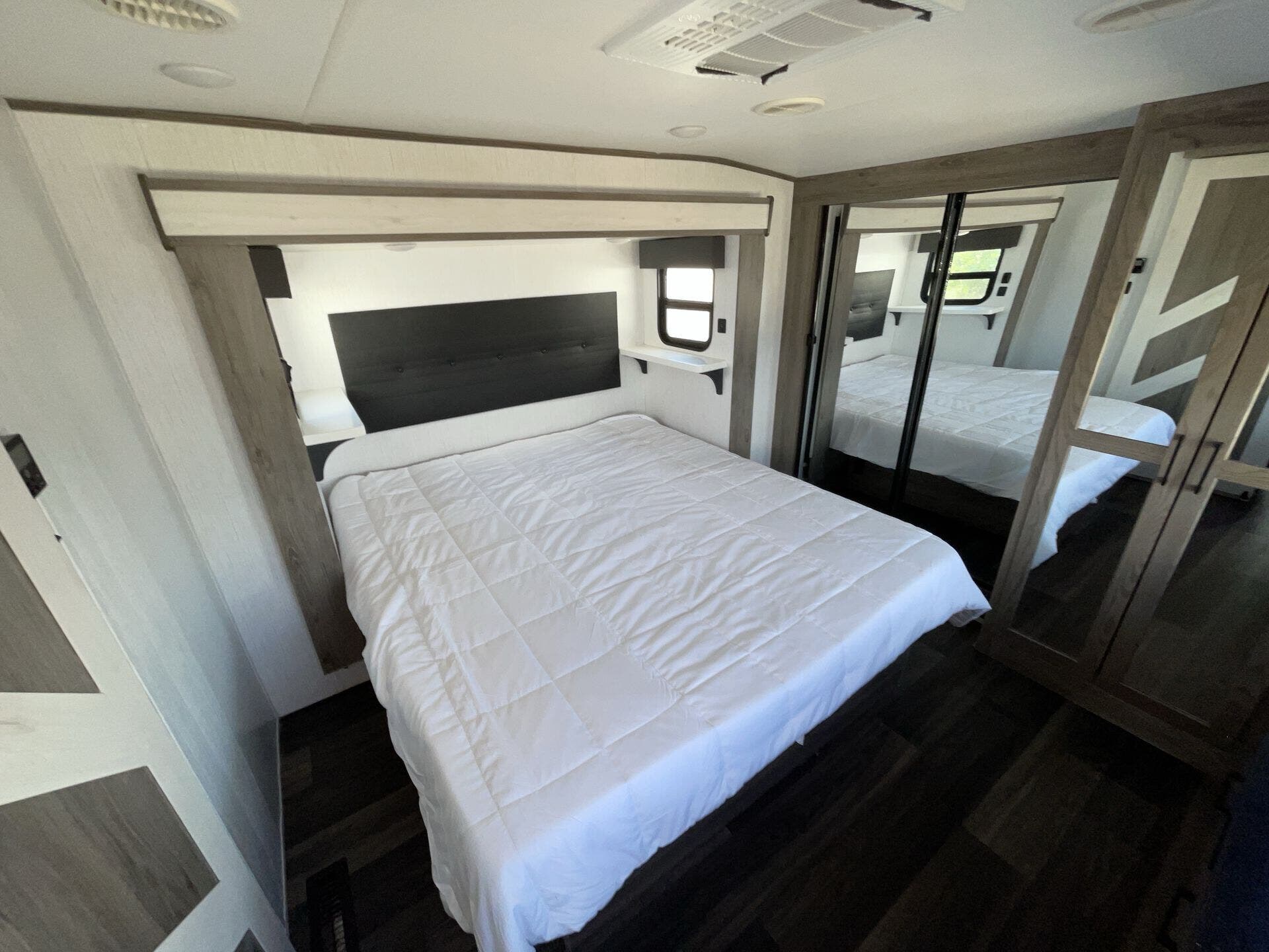 Used 2022 Heartland ElkRidge 32RK available in Sanger, Texas
