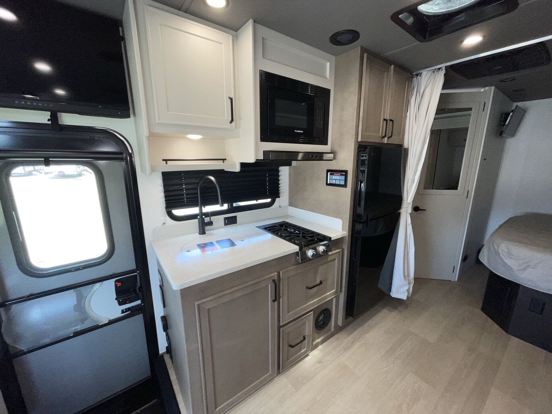 2027 Renegade RV VILLAGIO 25FW - New Class C For Sale by McClain's Longhorn RV in Sanger, Texas