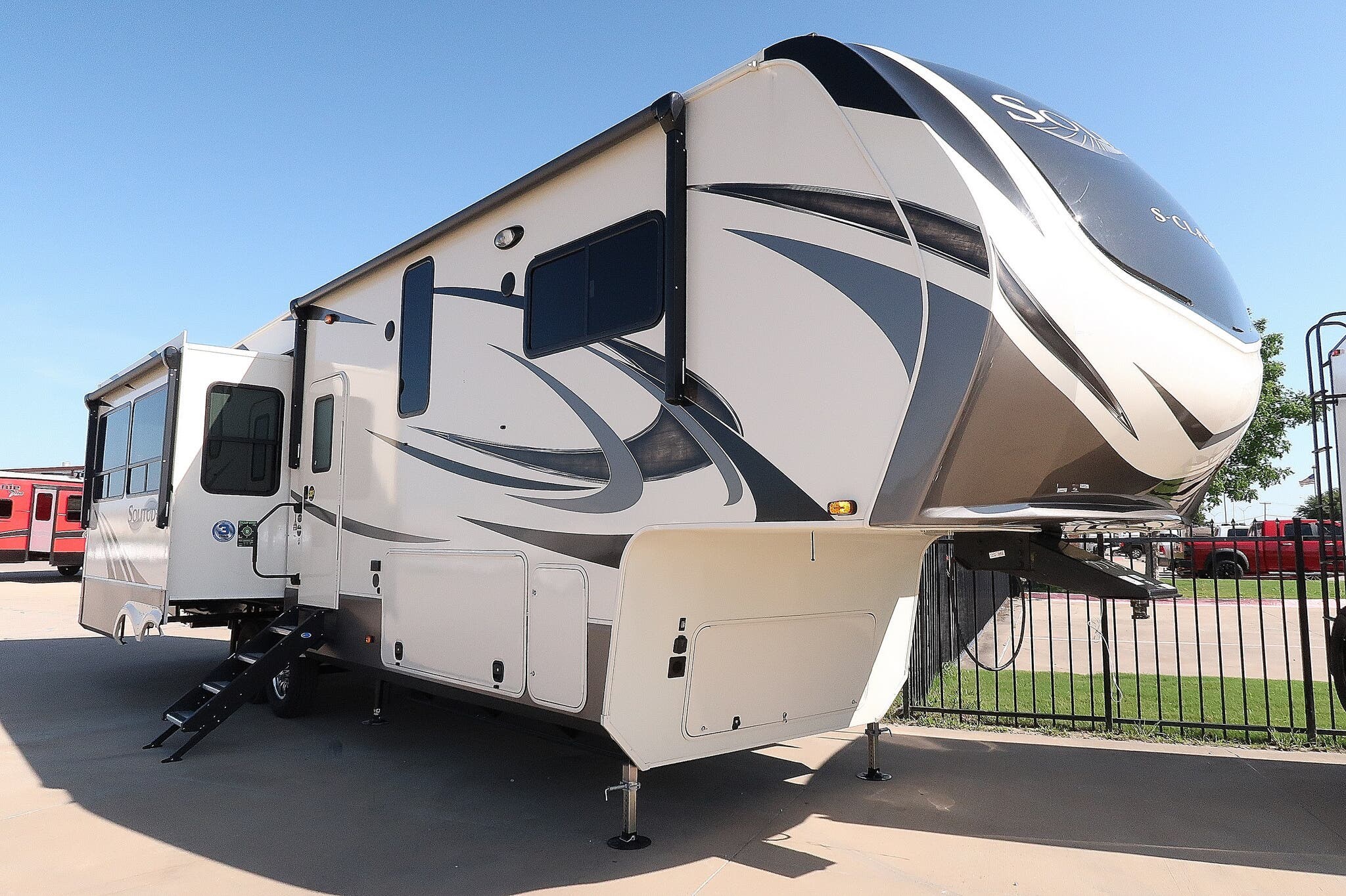 2020 Grand Design Solitude S CLASS 3350RL R RV For Sale In Rockwall TX 