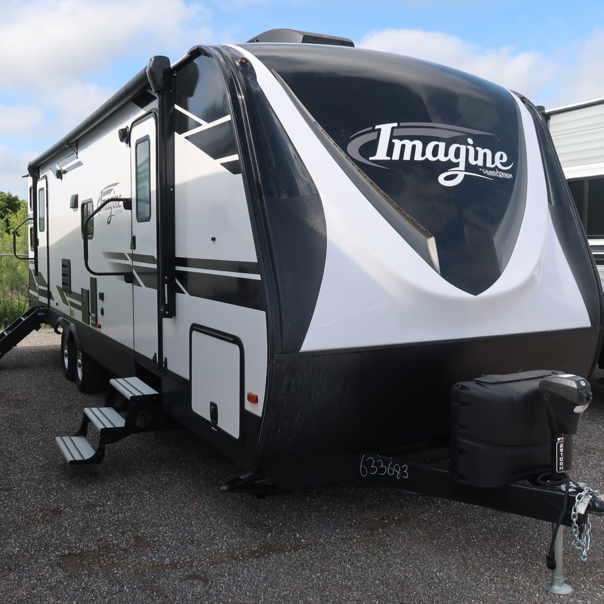 95548 - 2021 Grand Design Imagine 2910BH Travel Trailer for sale in Fort Worth TX 95548 - 2021 Grand Design Imagine 2910BH Travel Trailer for sale in Fort Worth TX