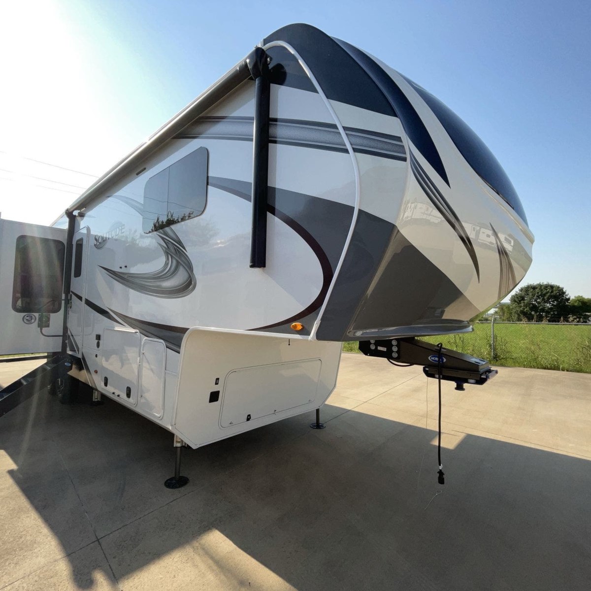 96198 2022 Grand Design Solitude 310gk R Fifth Wheel For Sale In Rockwall Tx 2022 Grand Design Solitude 310gk Slides Come Out When Leveling
