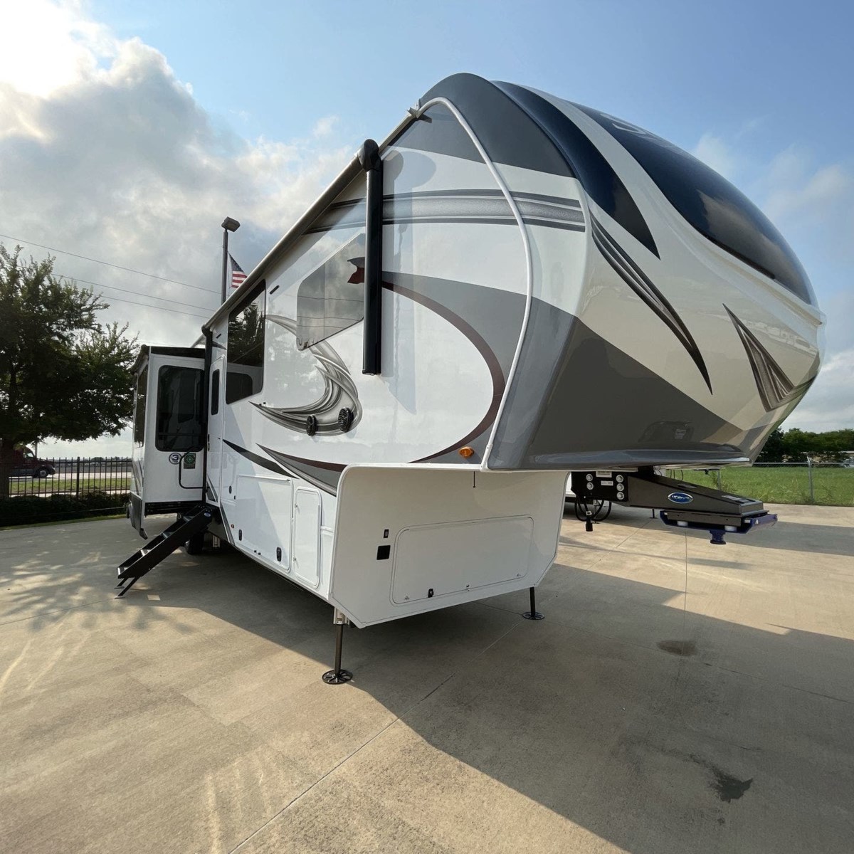 96114 2022 Grand Design Solitude 390rk R Fifth Wheel For Sale In Fort Worth Tx 2022 Grand Design Solitude 344 Grk