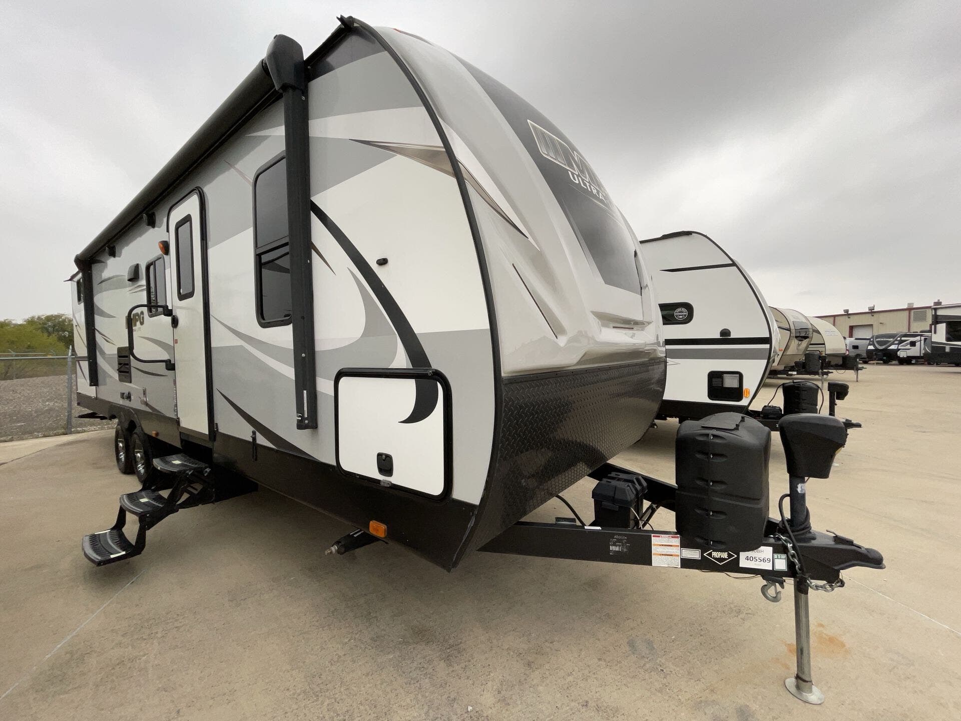 used mpg travel trailer for sale
