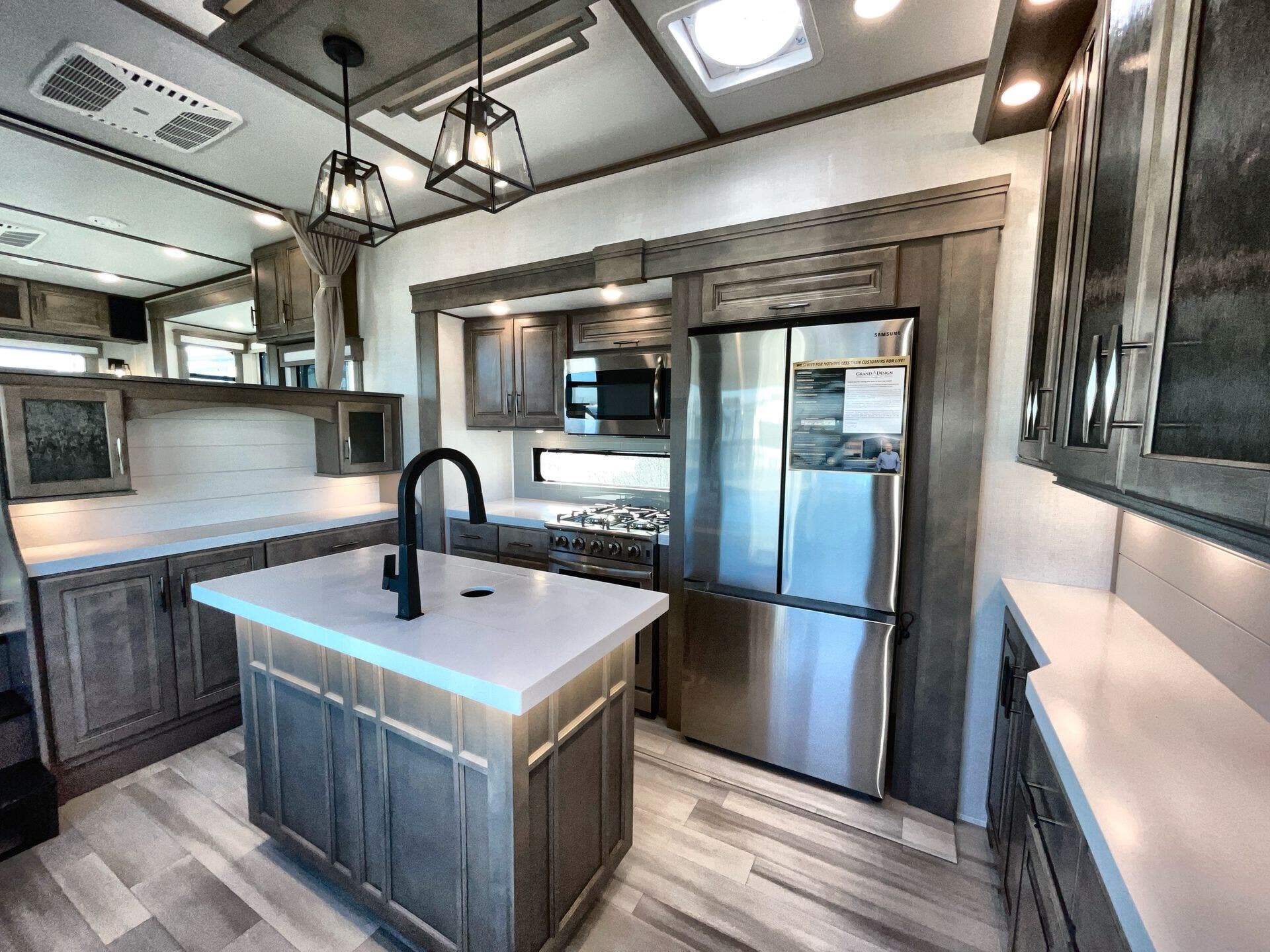 2023 Grand Design Solitude 376RDR RV for Sale in Fort Worth, TX 76140