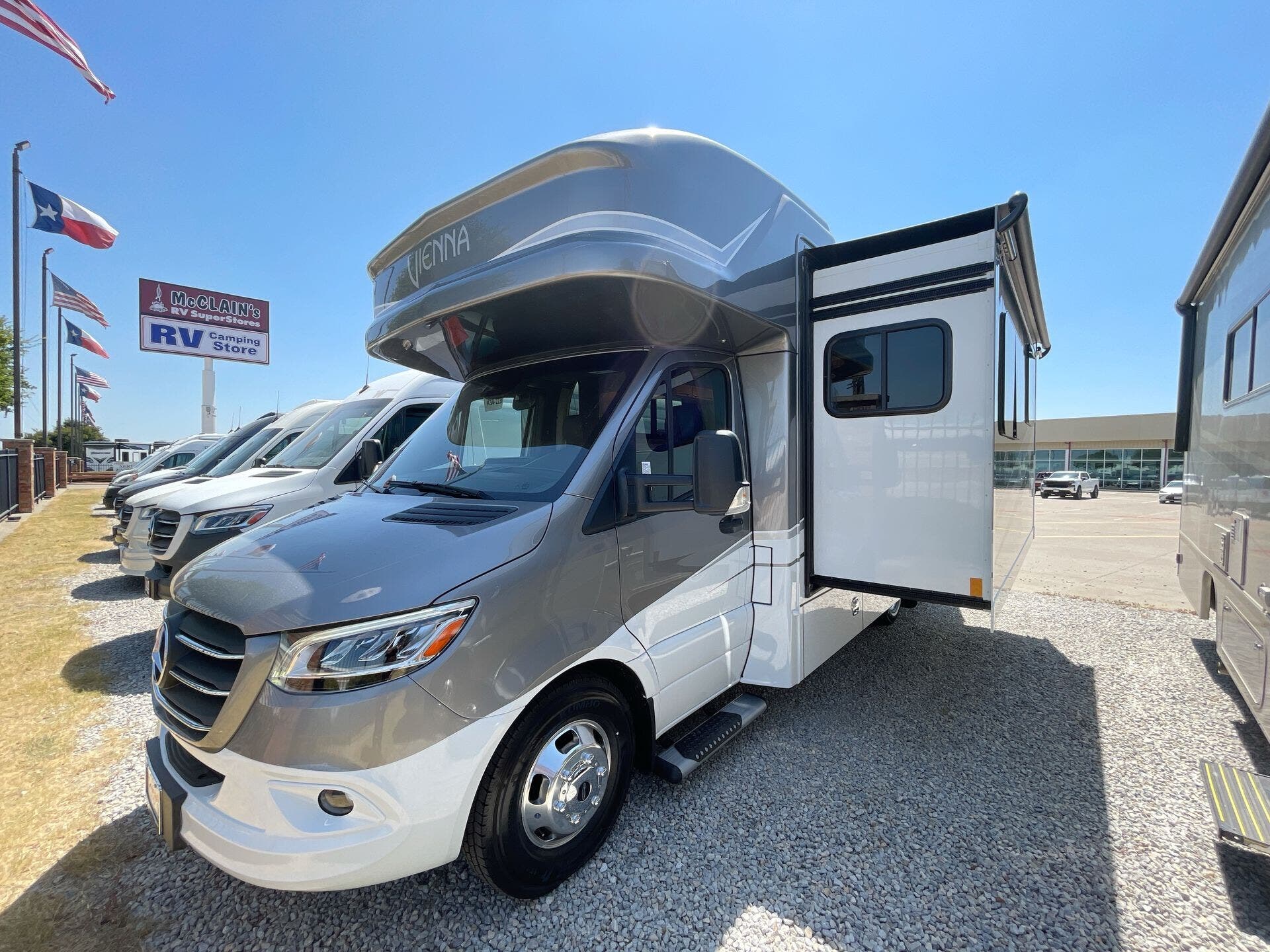 2024 Renegade VIENNA 25VRMC RV for Sale in Fort Worth, TX 76140 11103