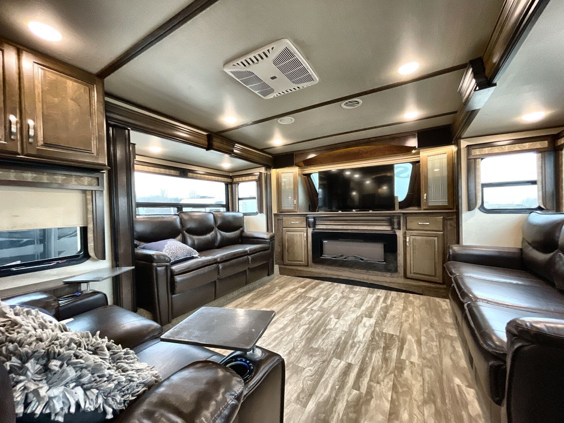 2019 Grand Design Solitude 379FLS