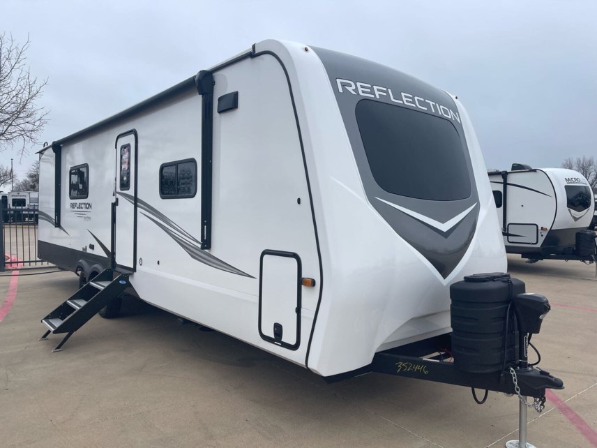 New 2025 Grand Design Reflection 322FKTS available in Fort Worth, Texas