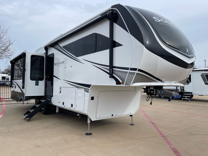 New 2025 Grand Design Solitude 310GK available in Fort Worth, Texas