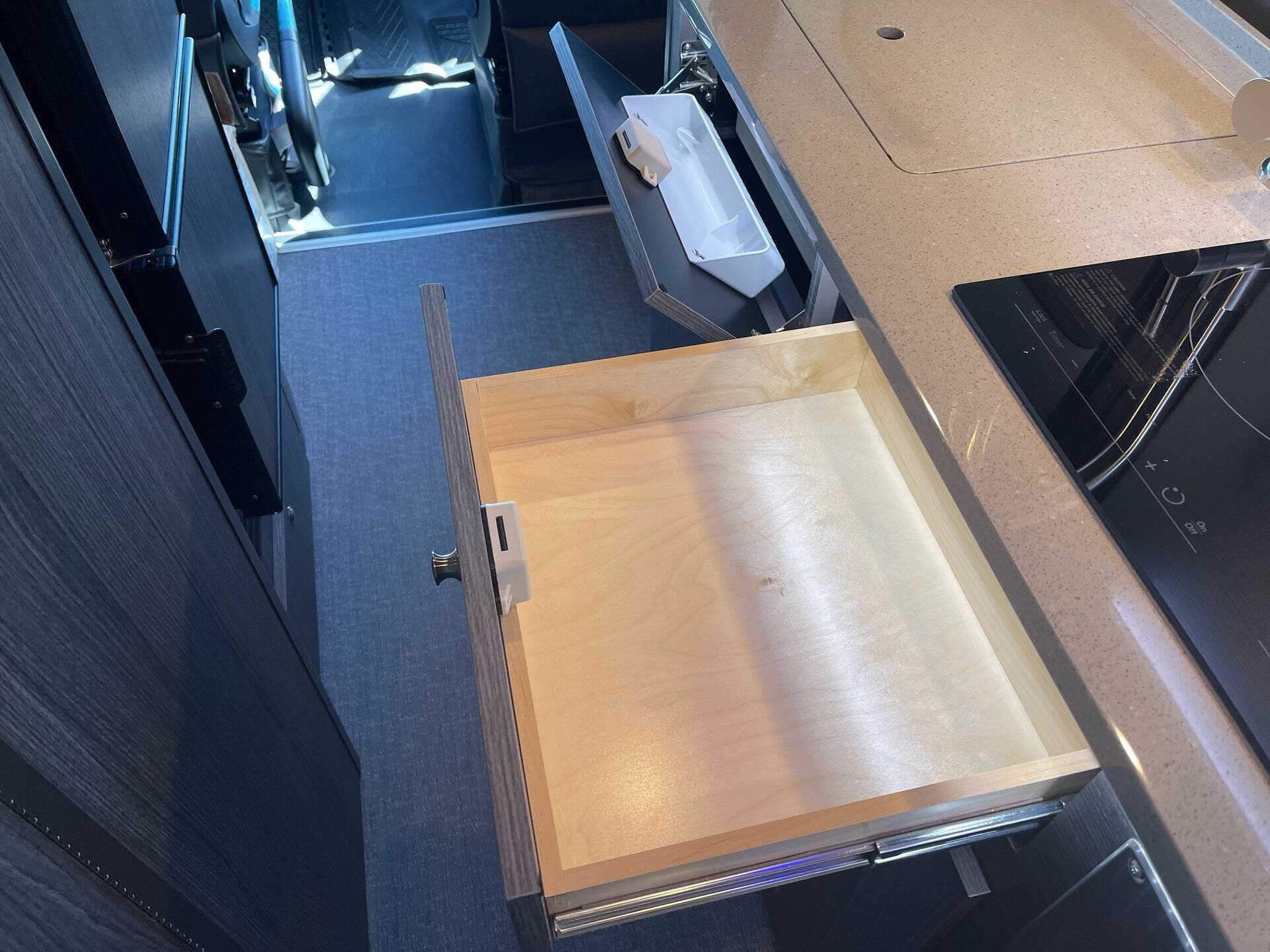 2024 Mercedes Benz Sprinter 3500 photo 3