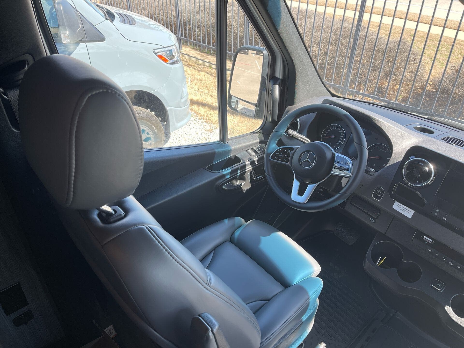 2024 Mercedes Benz Sprinter 3500 photo 17