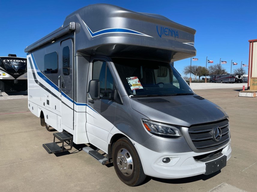 Used 2024 Renegade VIENNA 25VRMC available in Fort Worth, Texas