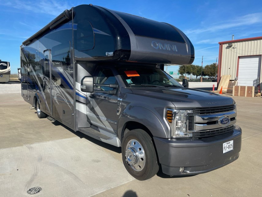 Used 2020 Thor OMNI BB35 available in Fort Worth, Texas