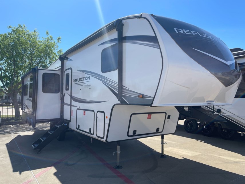 New 2025 Grand Design Reflection 303RLS available in Fort Worth, Texas