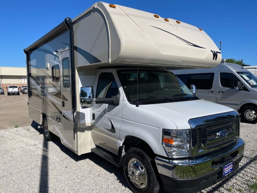 New 2025 Winnebago Minnie Winnie 22M available in Fort Worth, Texas