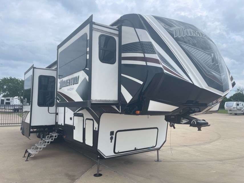 Used 2016 Grand Design Momentum 376TH available in Fort Worth, Texas