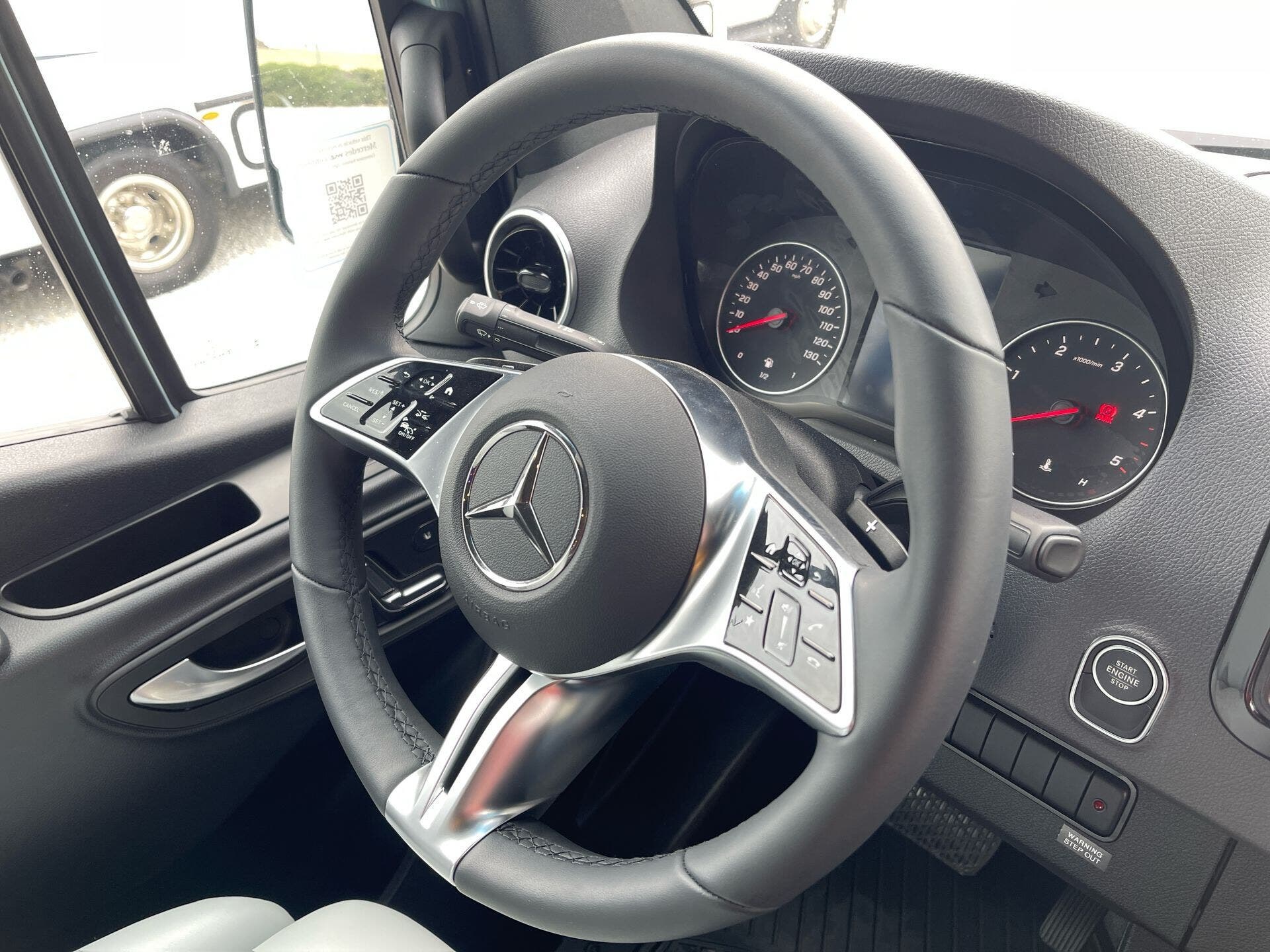 2025 Mercedes Benz Sprinter 3500 photo 16