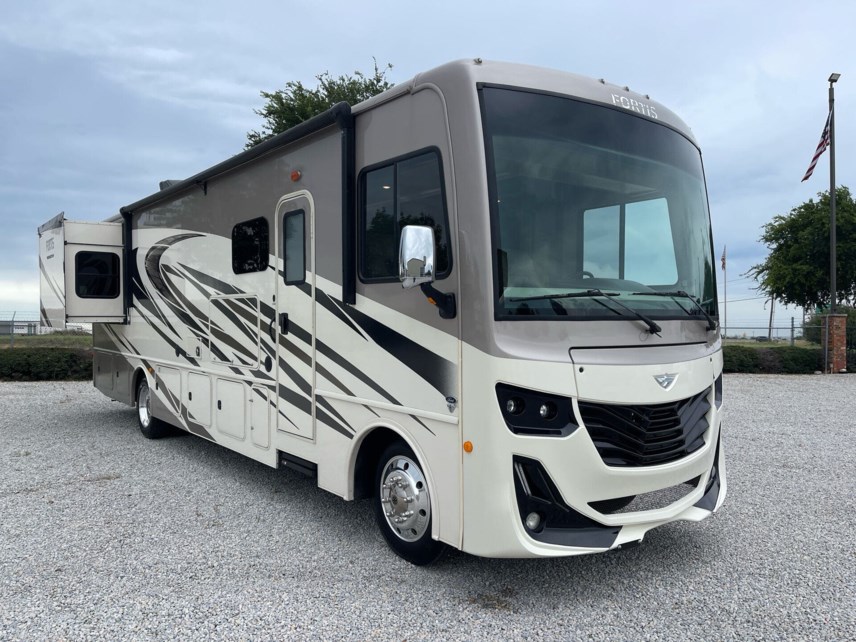 Used 2021 Fleetwood Fortis 34MB available in Fort Worth, Texas